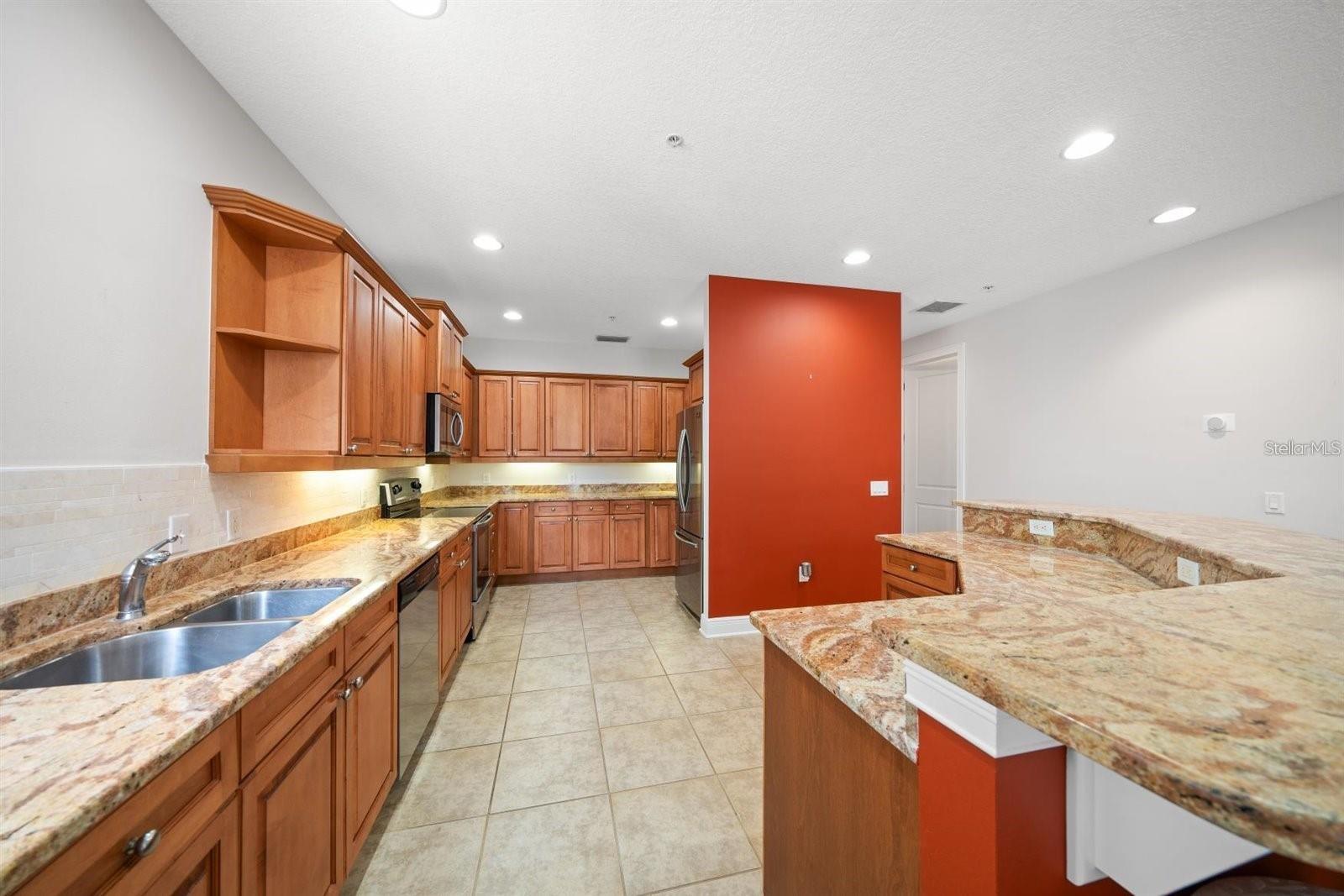 Image 6 of 37 For 1030 Bellasol Way 201