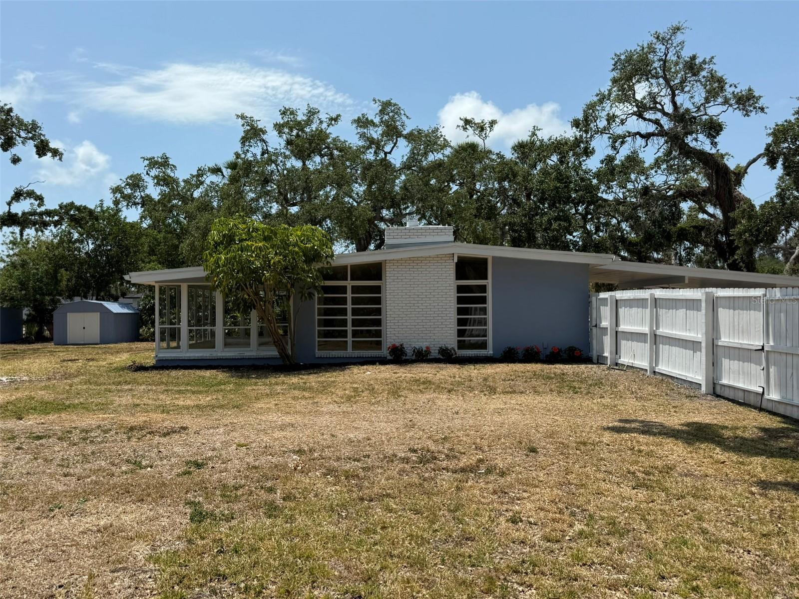 Image 3 of 71 For 3000 58th Avenue S