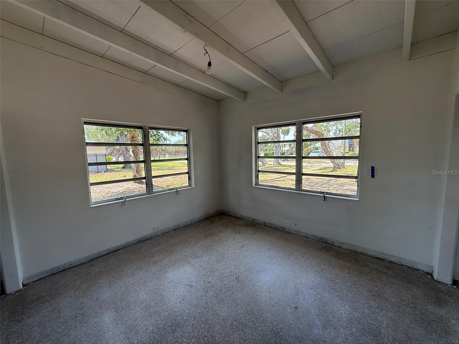 Image 33 of 71 For 3000 58th Avenue S