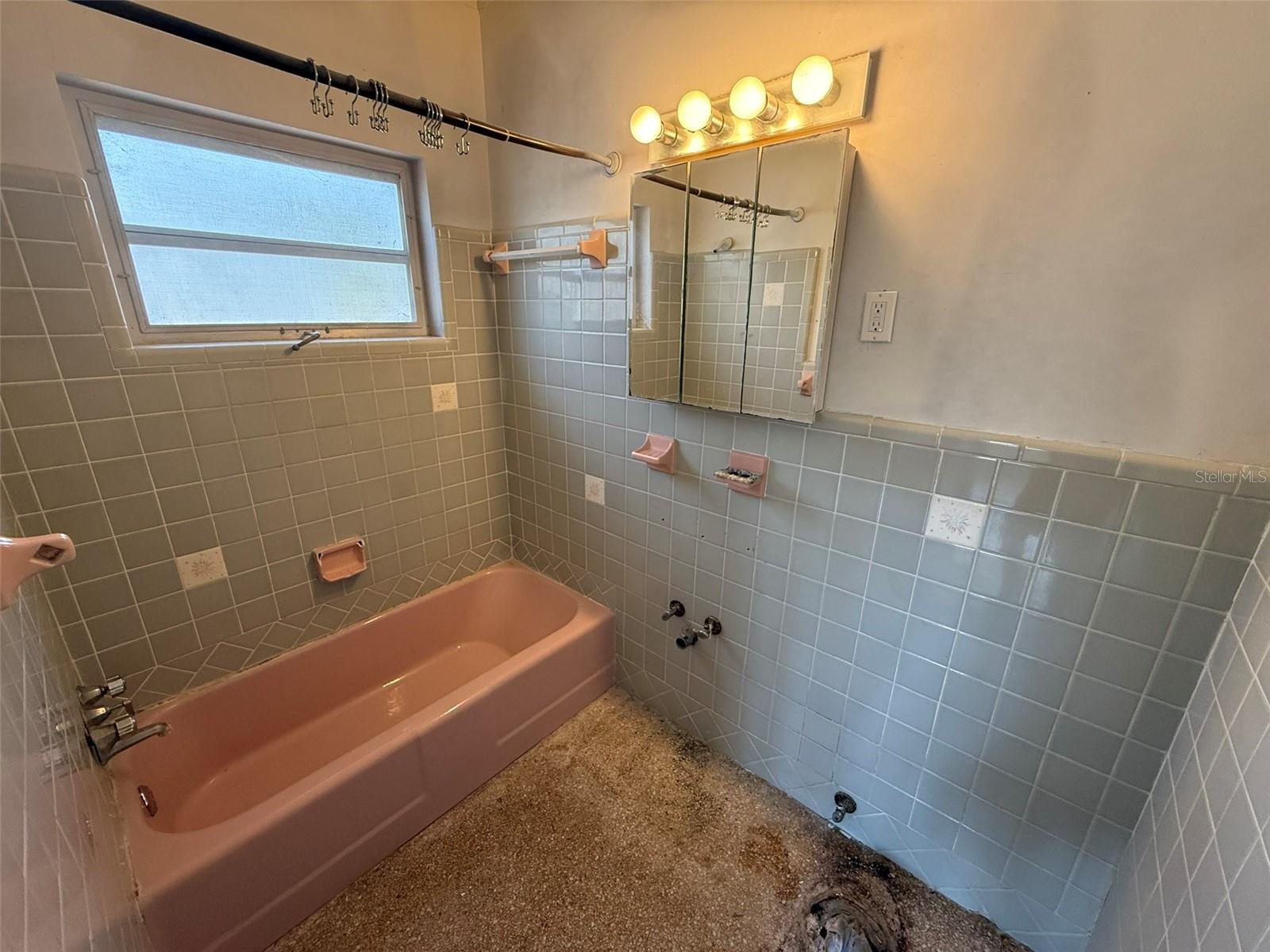 Image 35 of 71 For 3000 58th Avenue S