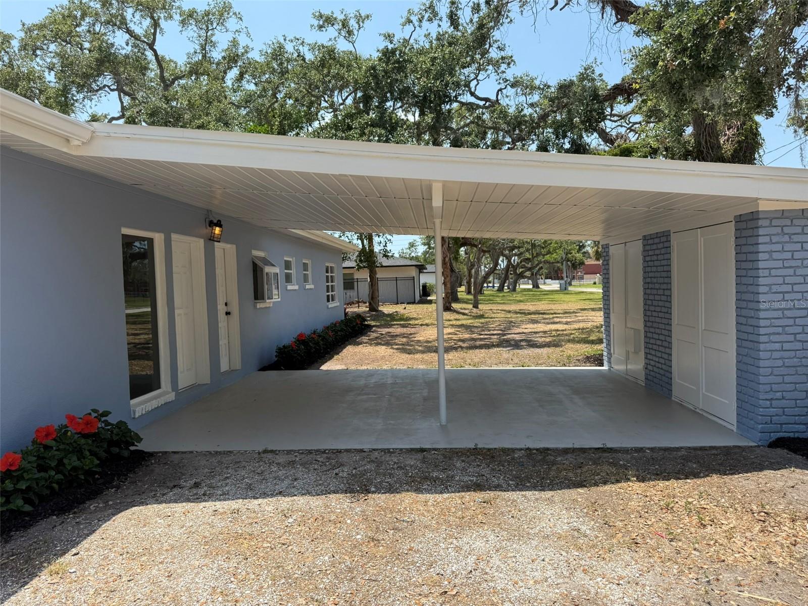 Image 6 of 71 For 3000 58th Avenue S