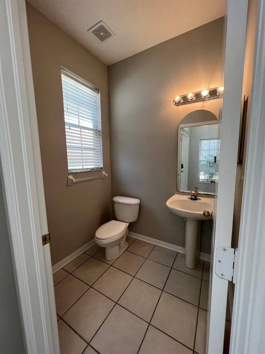 Image 4 of 31 For 12024 Deacons Croft Lane