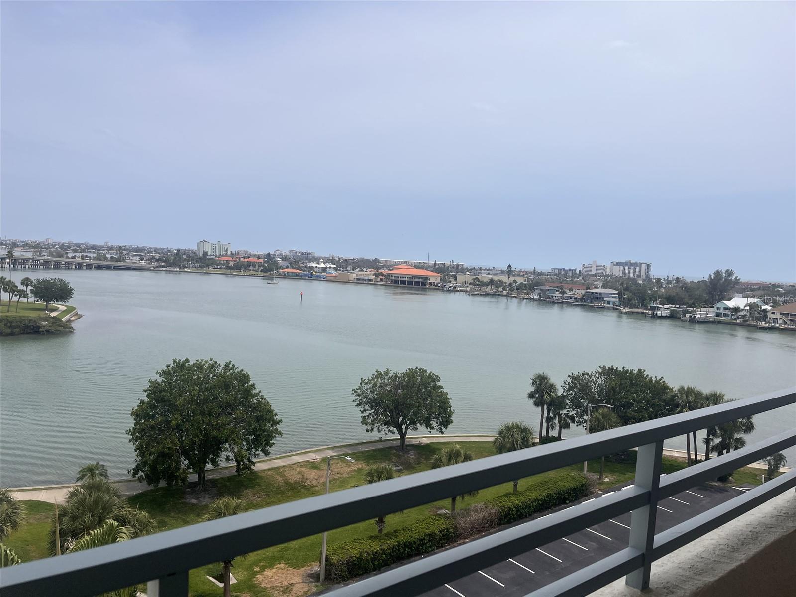 Image 2 of 81 For 7922 Sailboat Key Boulevard S 608
