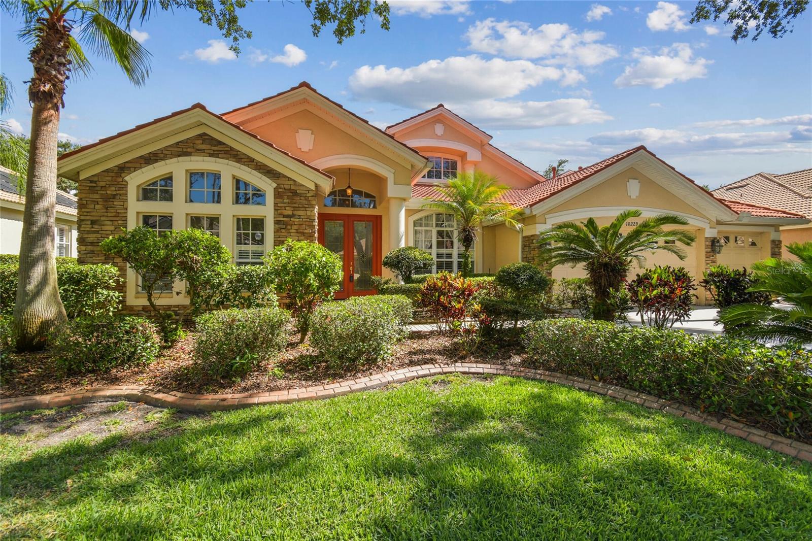 Details for 10229 Waterside Oaks Drive, TAMPA, FL 33647