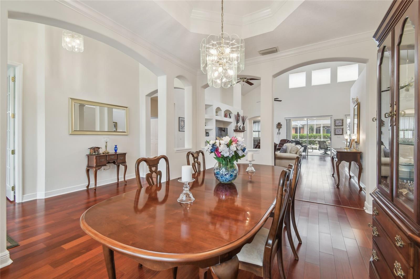 Image 10 of 74 For 10229 Waterside Oaks Drive