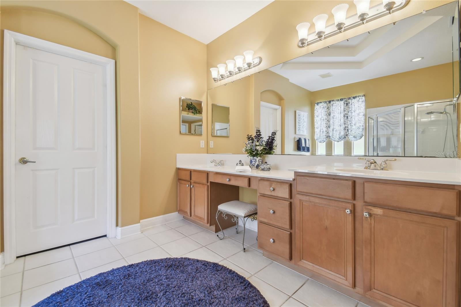 Image 31 of 74 For 10229 Waterside Oaks Drive