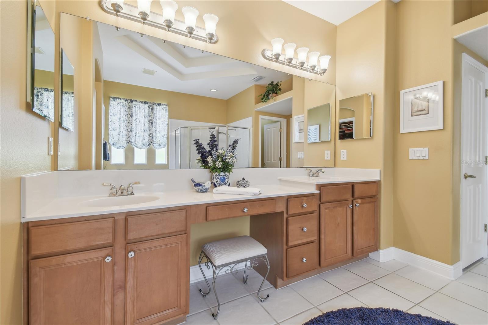 Image 32 of 74 For 10229 Waterside Oaks Drive
