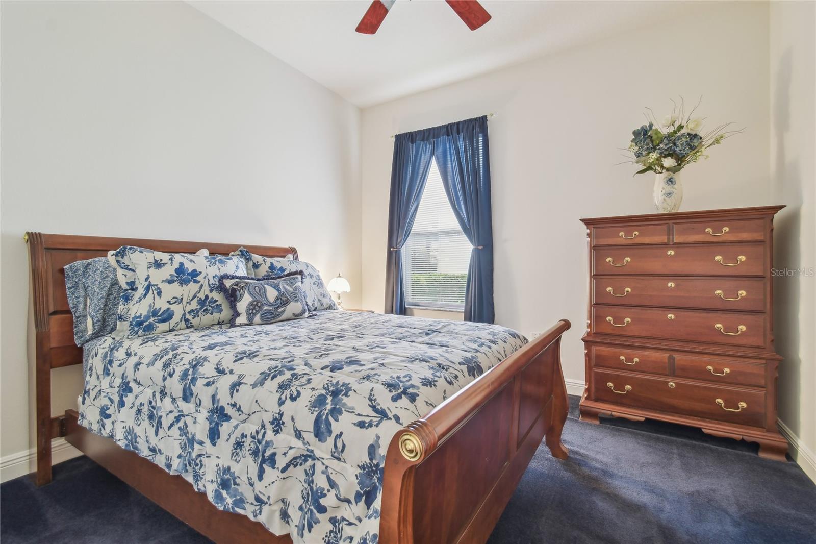 Image 35 of 74 For 10229 Waterside Oaks Drive