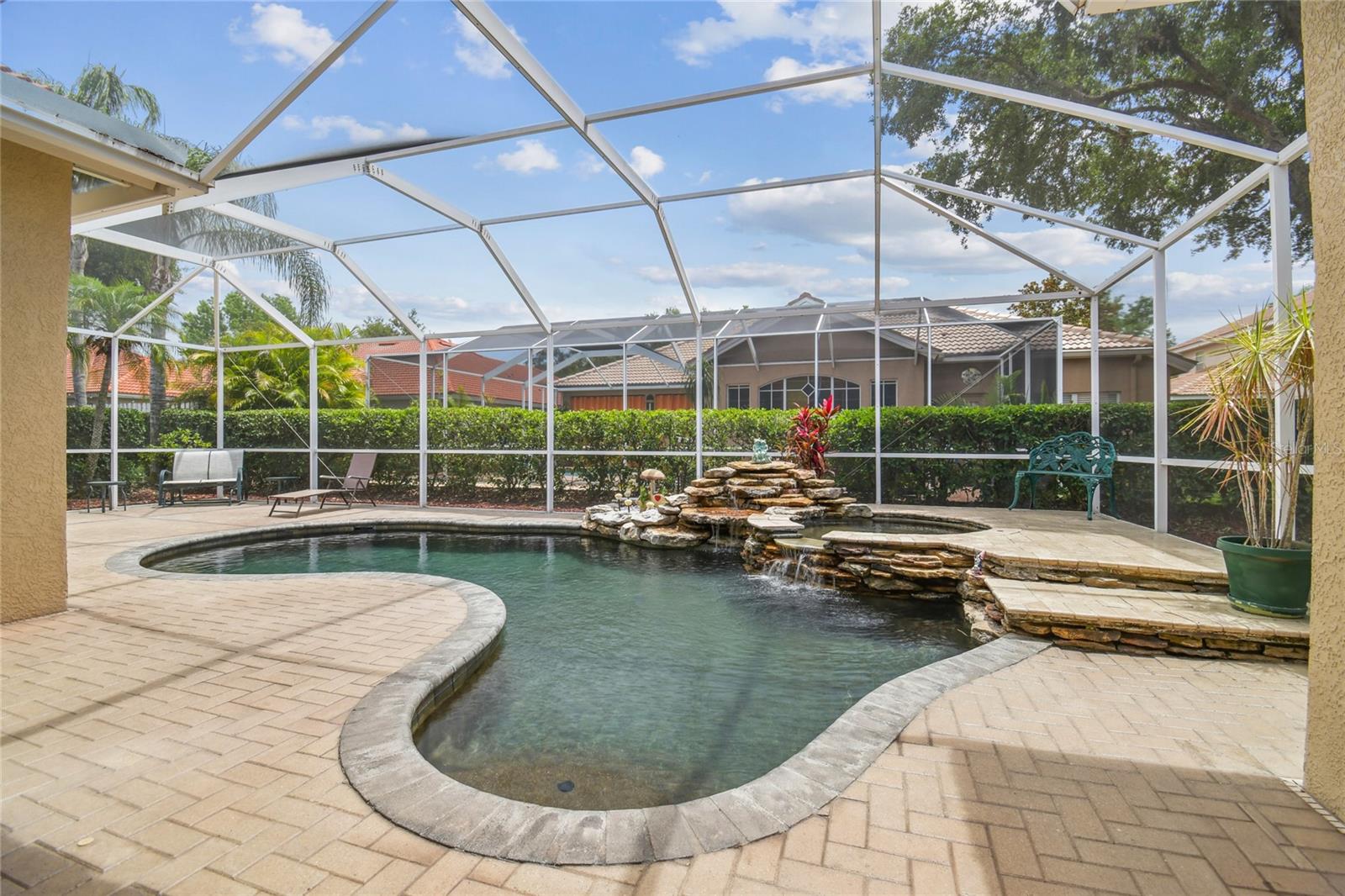 Image 46 of 74 For 10229 Waterside Oaks Drive