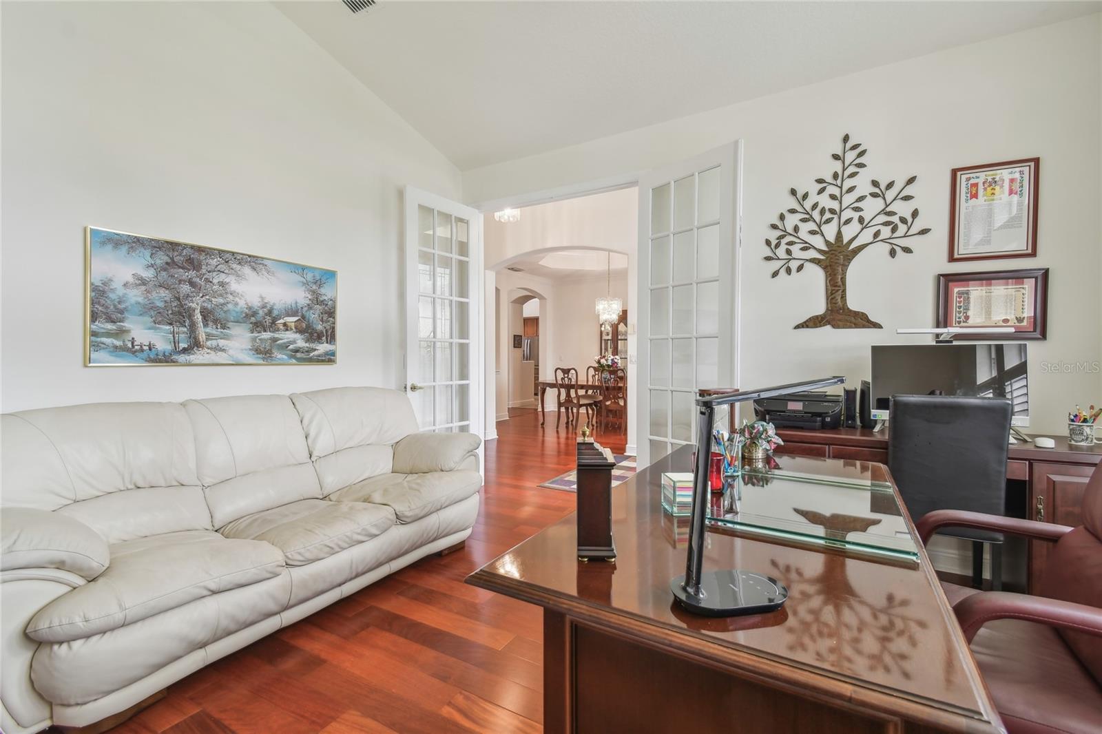 Image 7 of 74 For 10229 Waterside Oaks Drive