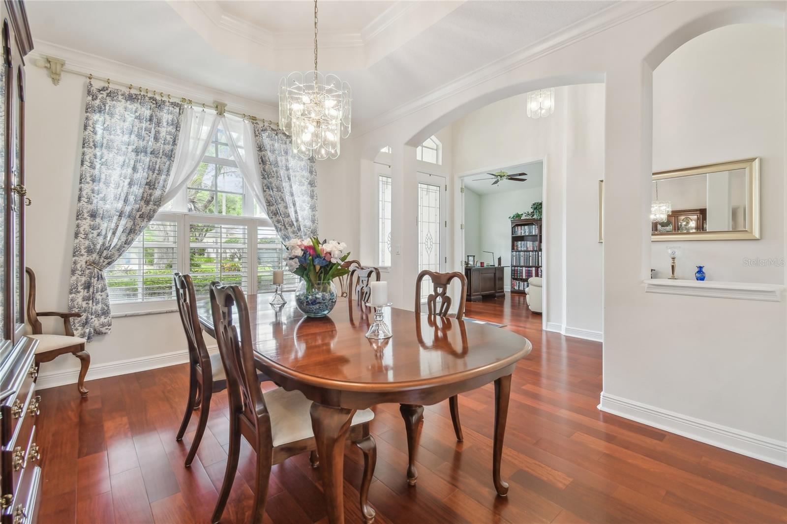 Image 8 of 74 For 10229 Waterside Oaks Drive