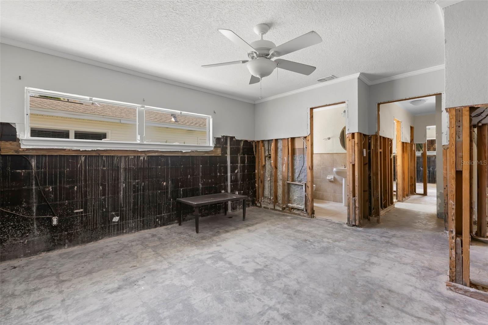 Image 21 of 41 For 106 13th Avenue