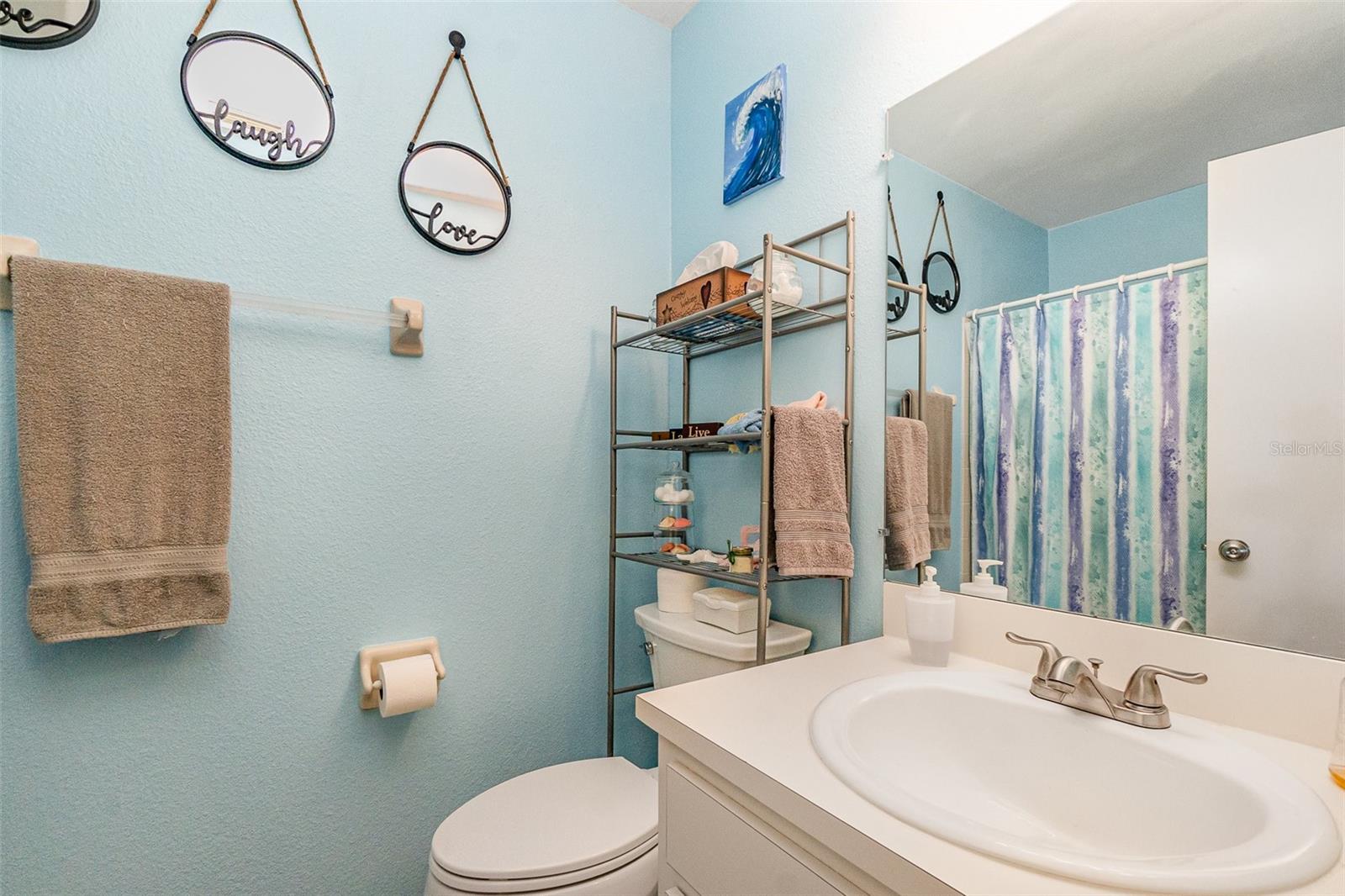 Image 14 of 34 For 640 Lake Dexter Circle