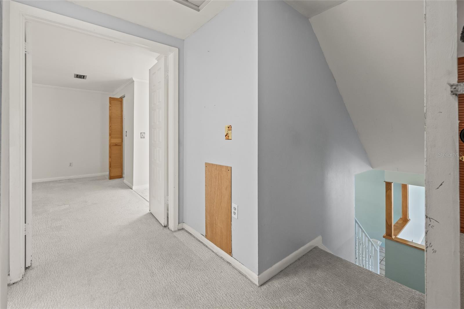 Listing photo id 22 for 6607 Larimer Drive