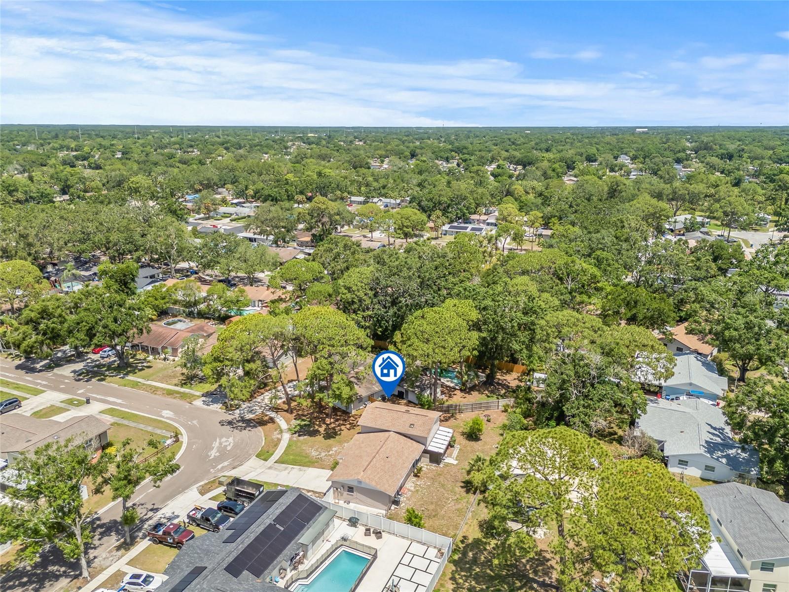 Listing photo id 42 for 6607 Larimer Drive