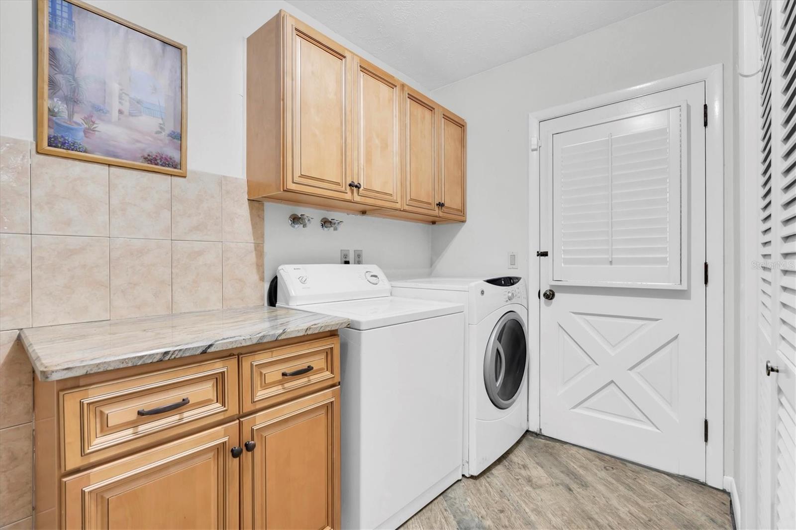 Image 26 of 66 For 13533 Bay Lake Lane