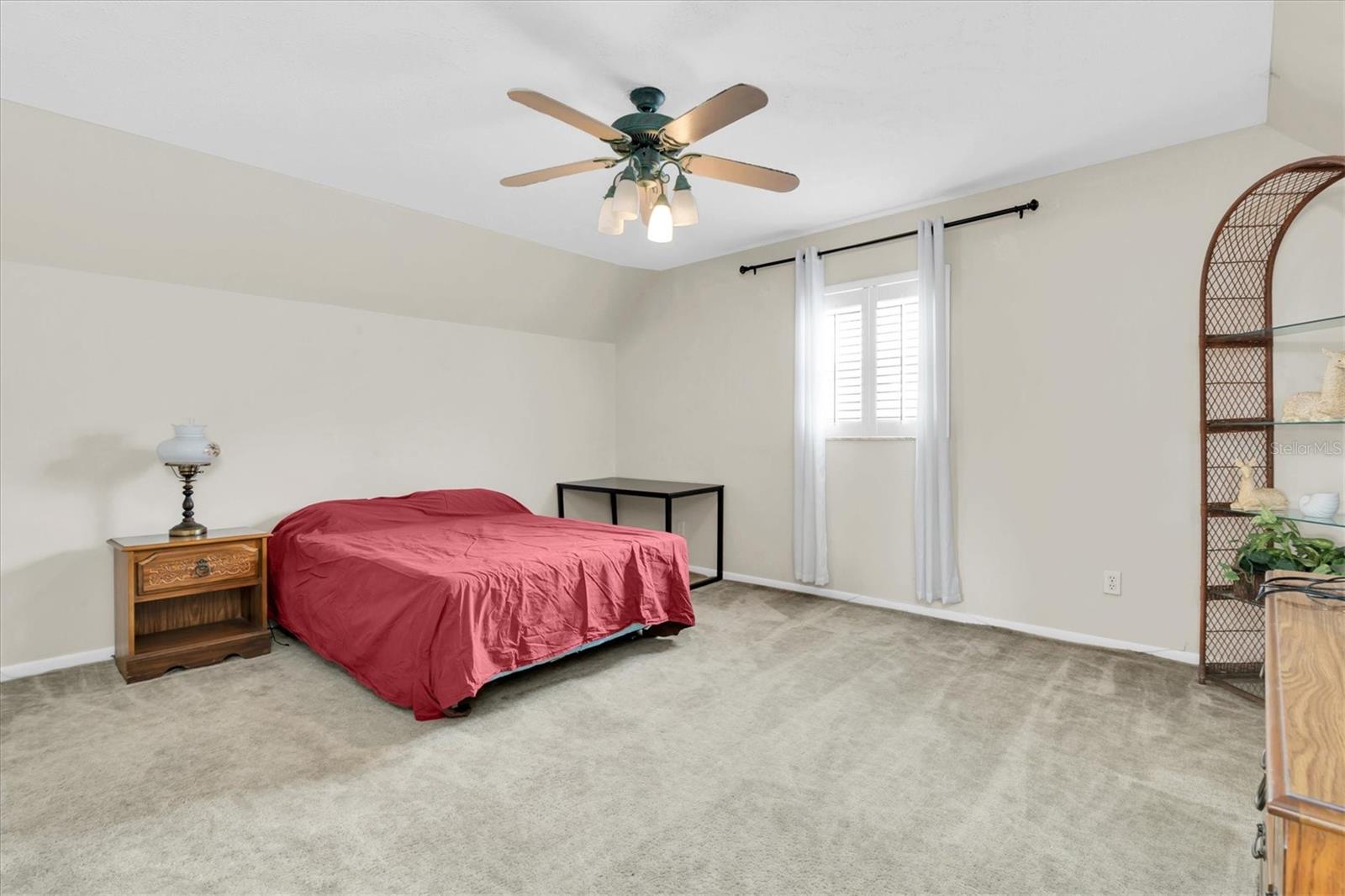 Image 33 of 66 For 13533 Bay Lake Lane