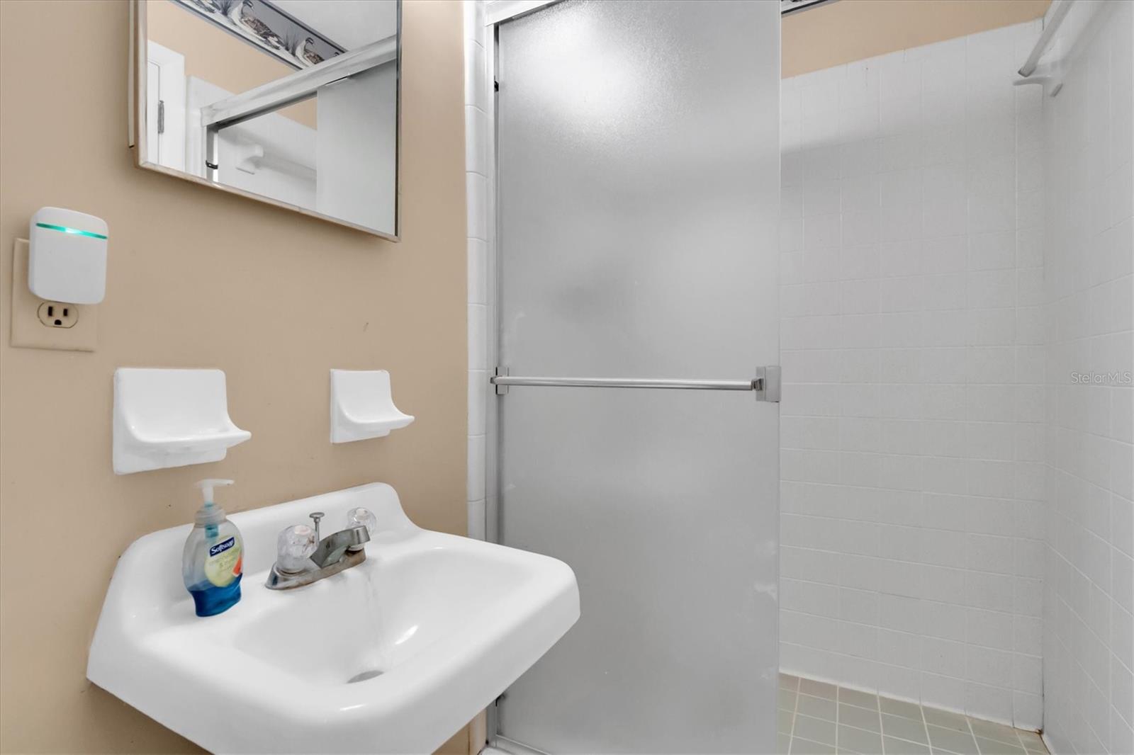 Image 36 of 66 For 13533 Bay Lake Lane