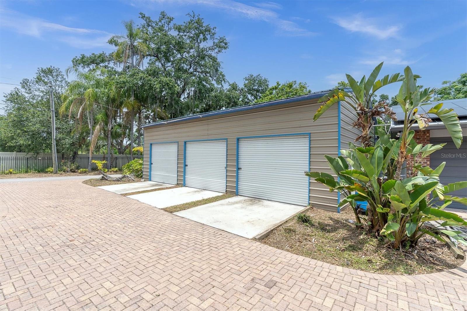 Image 53 of 66 For 13533 Bay Lake Lane