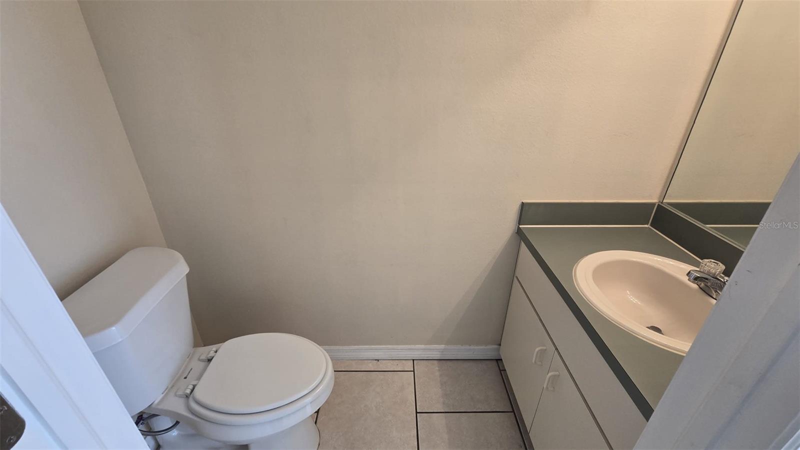 Image 7 of 14 For 6213 Crickethollow Drive