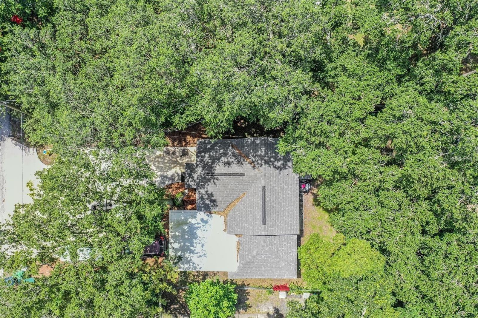 Listing photo id 19 for 1608 Linden Avenue