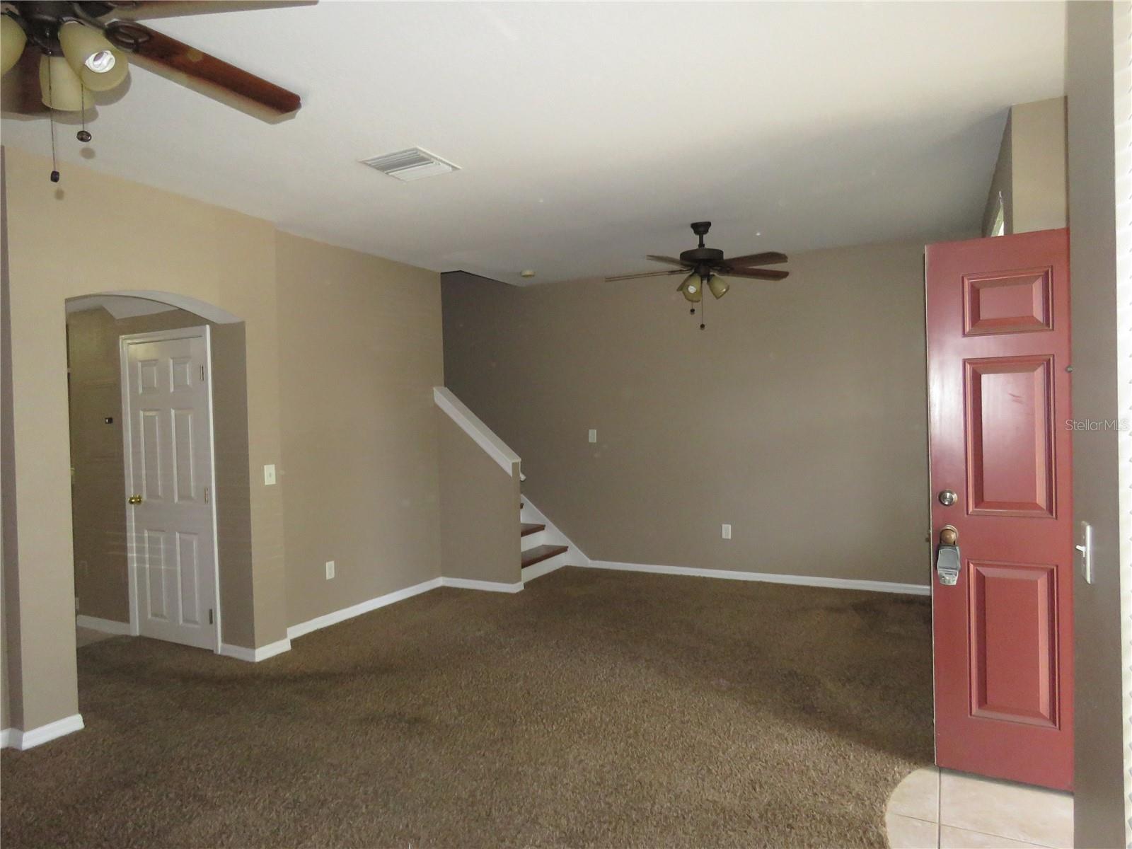Image 3 of 14 For 532 Golden Tree Place