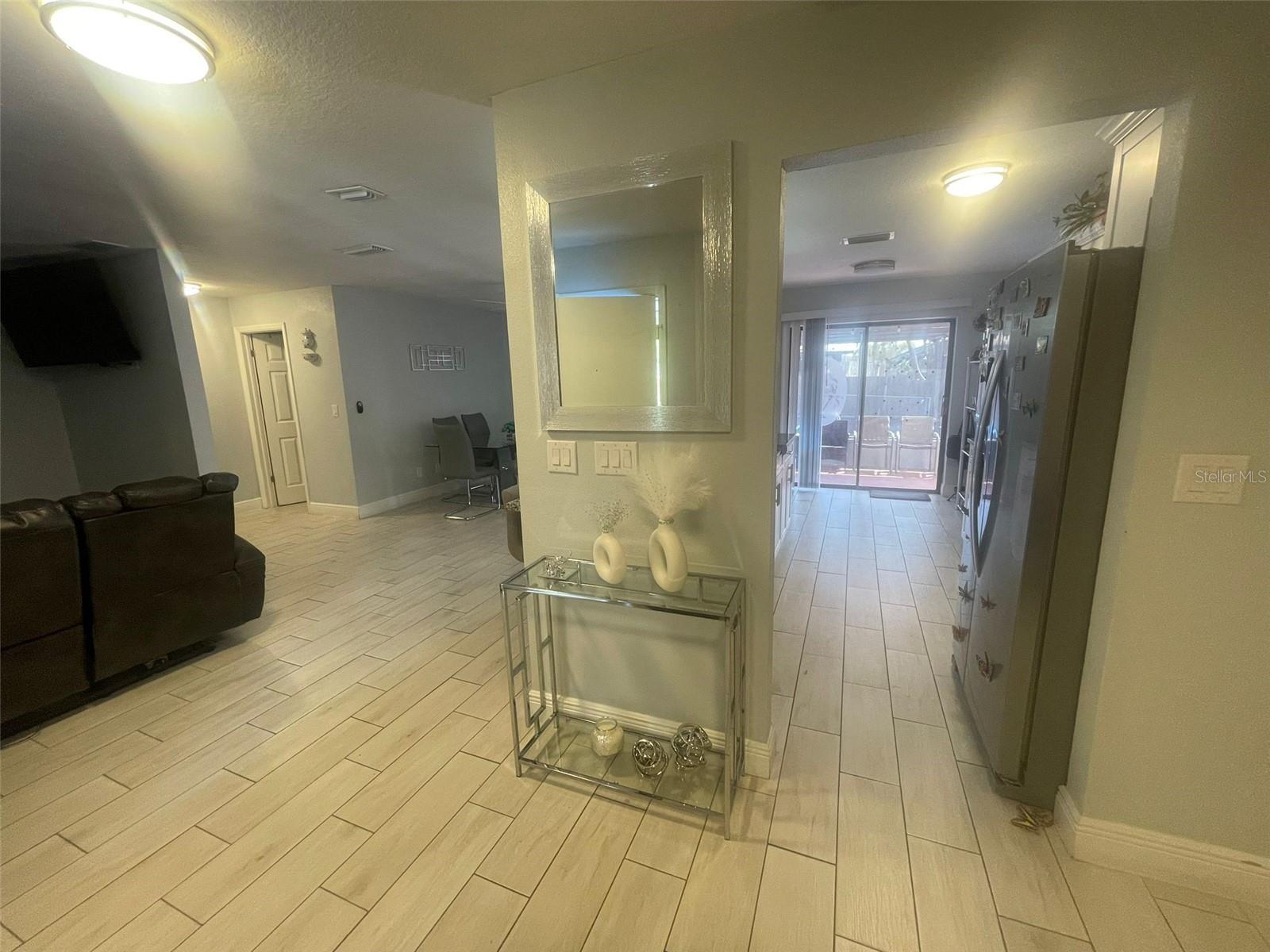 Image 5 of 22 For 11010 Salt Tree Drive