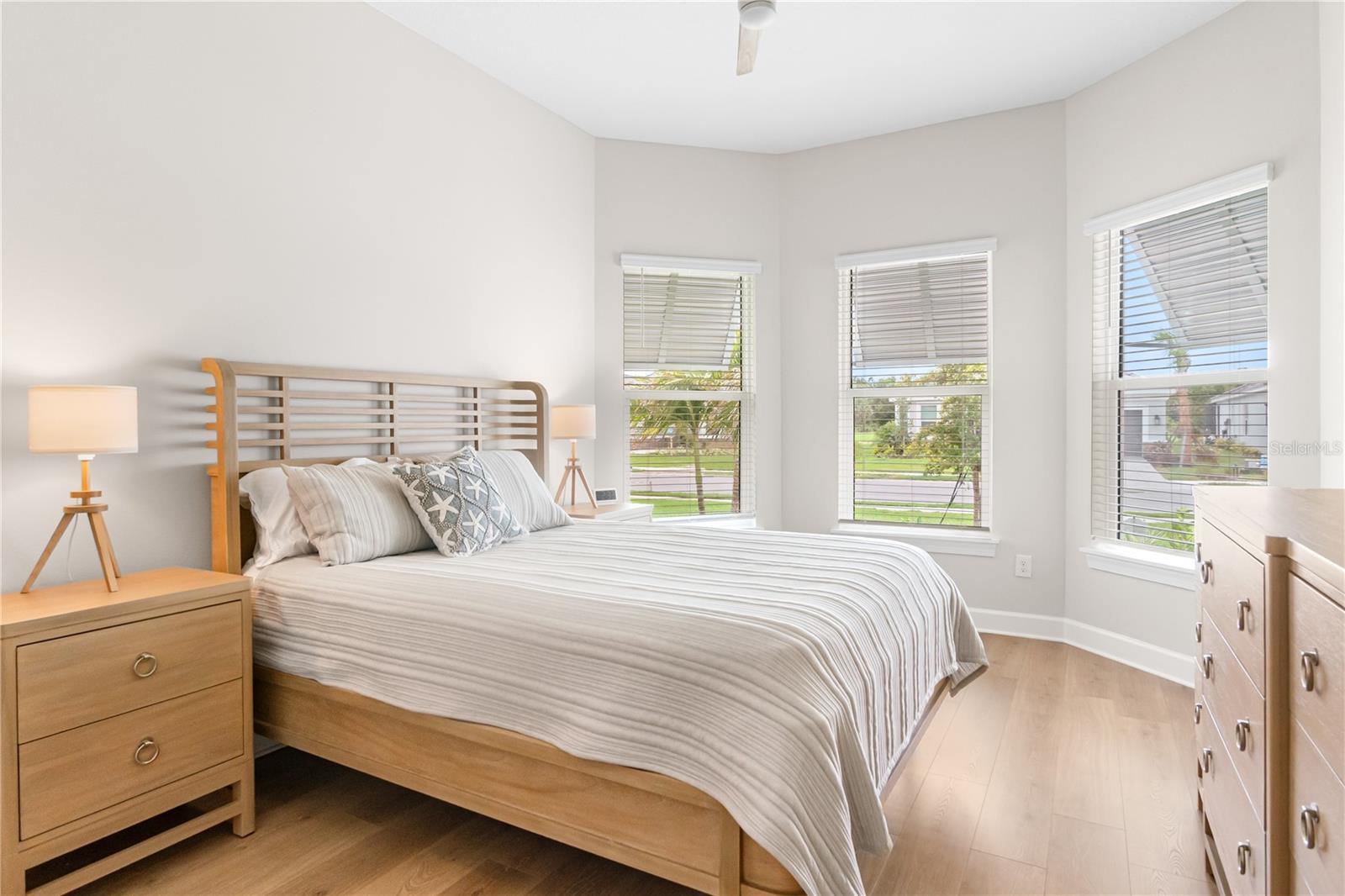 Image 10 of 69 For 15817 San Lazzaro Avenue