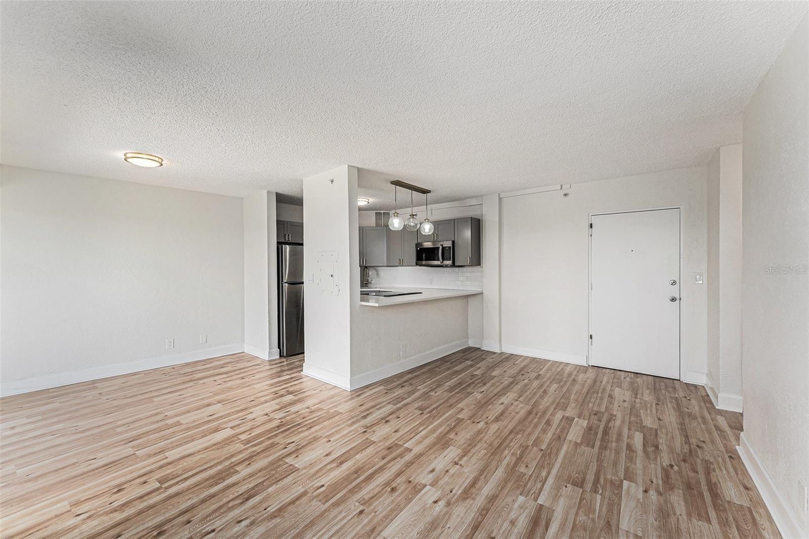 Image 10 of 27 For 3315 58th Avenue S 605
