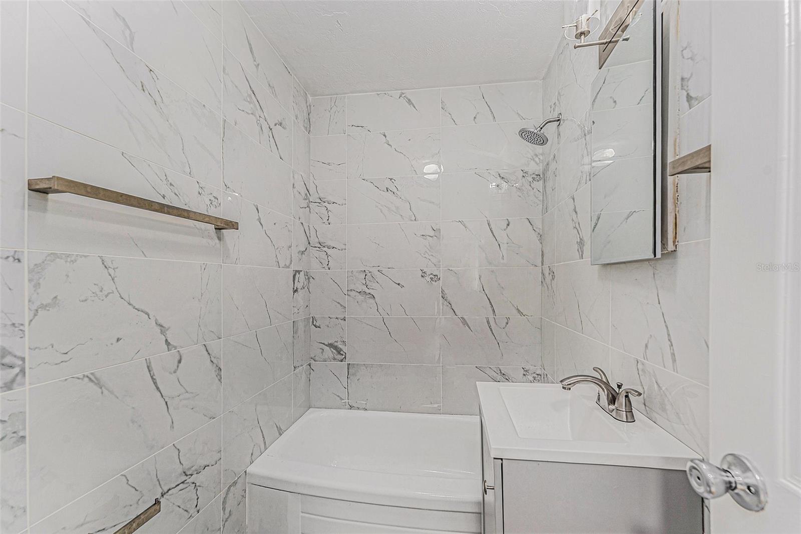 Image 19 of 27 For 3315 58th Avenue S 605
