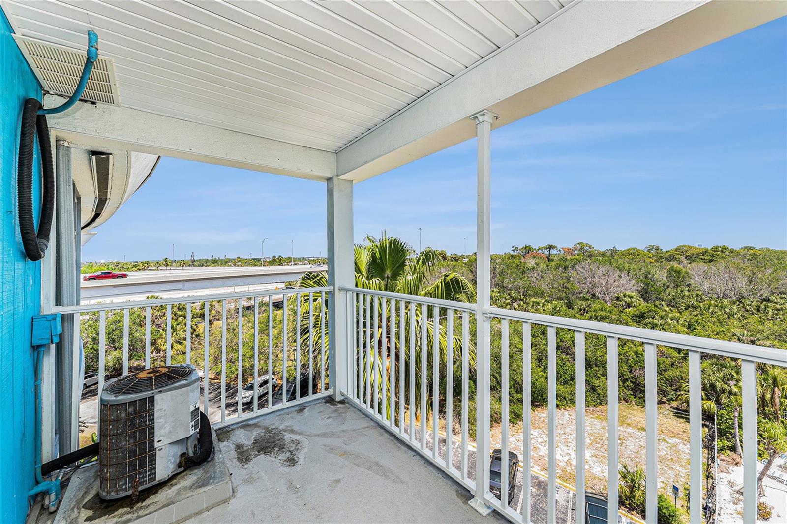 Image 21 of 27 For 3315 58th Avenue S 605