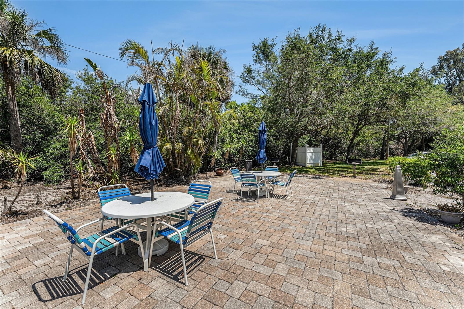 Image 22 of 27 For 3315 58th Avenue S 605