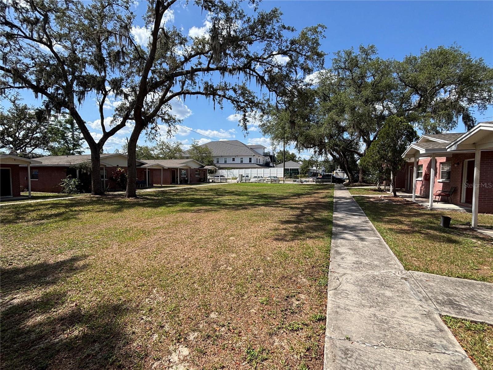 Image 5 of 19 For 5901 Gibson Avenue