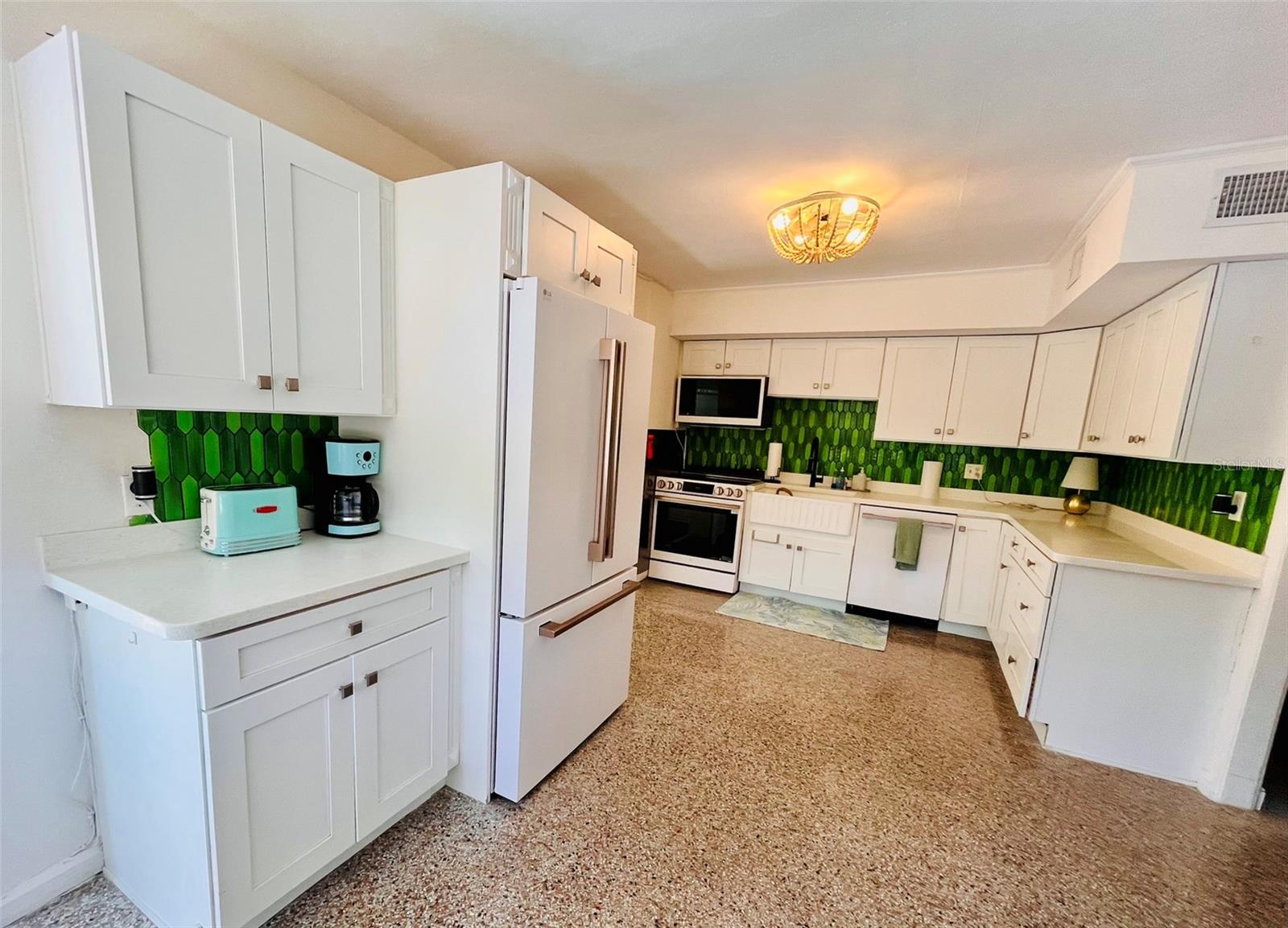 Image 4 of 23 For 3208 Maritana Drive