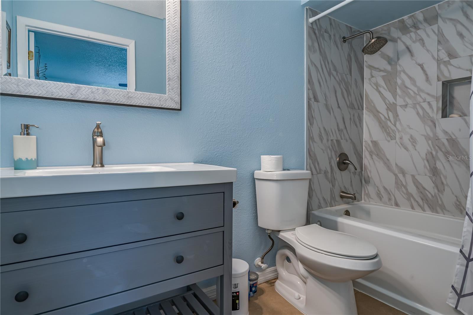 Image 16 of 30 For 9481 Highland Oak Drive 710