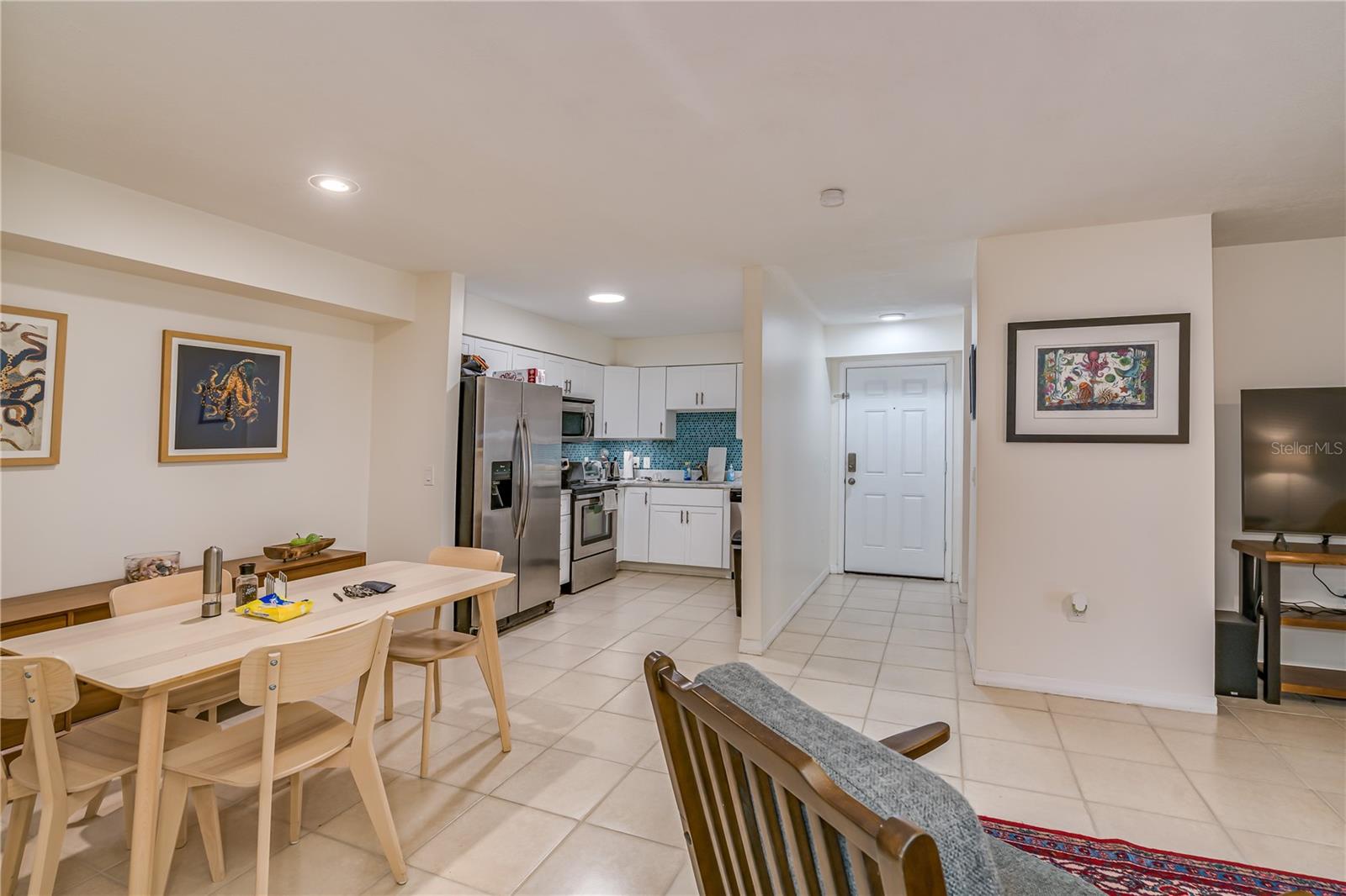 Image 6 of 30 For 9481 Highland Oak Drive 710