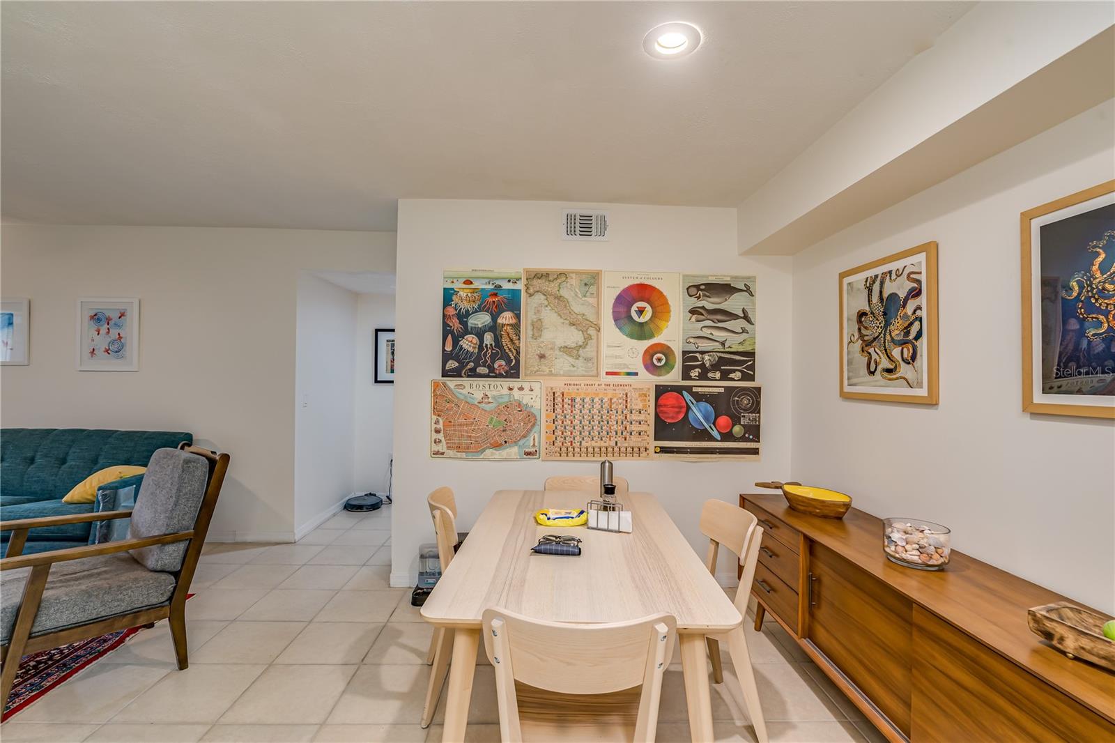 Image 8 of 30 For 9481 Highland Oak Drive 710