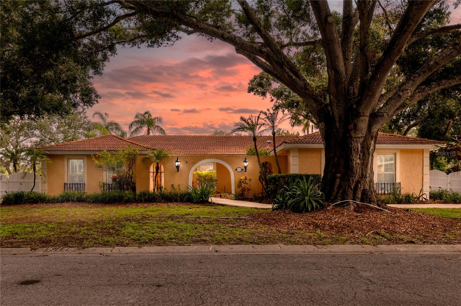 Details for 2370 Weymouth Drive, CLEARWATER, FL 33764