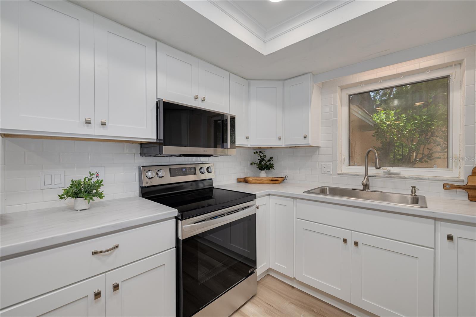 Image 12 of 60 For 2370 Weymouth Drive
