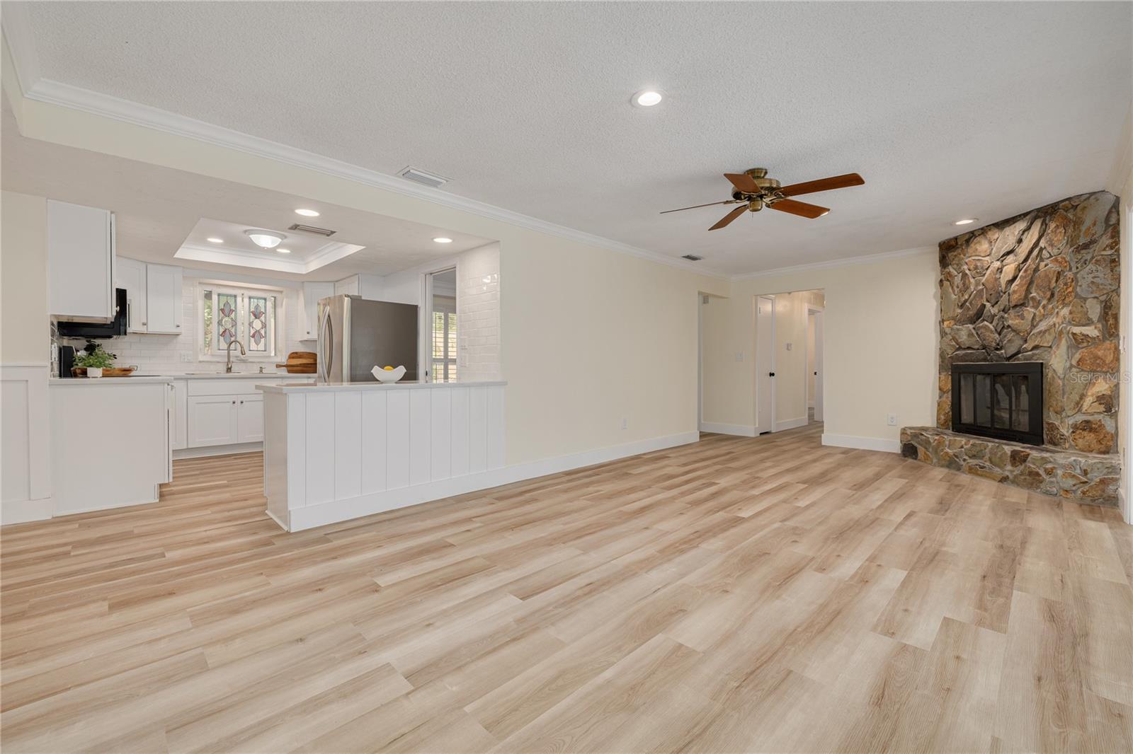 Image 17 of 60 For 2370 Weymouth Drive