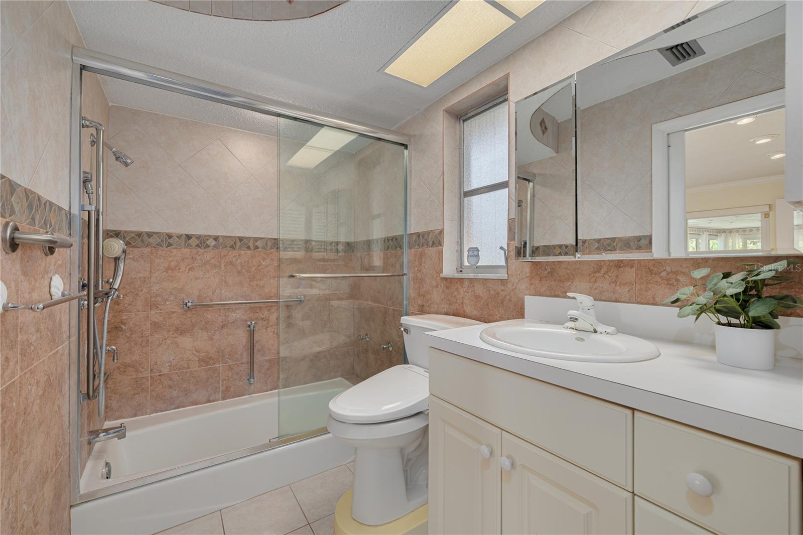 Image 29 of 60 For 2370 Weymouth Drive
