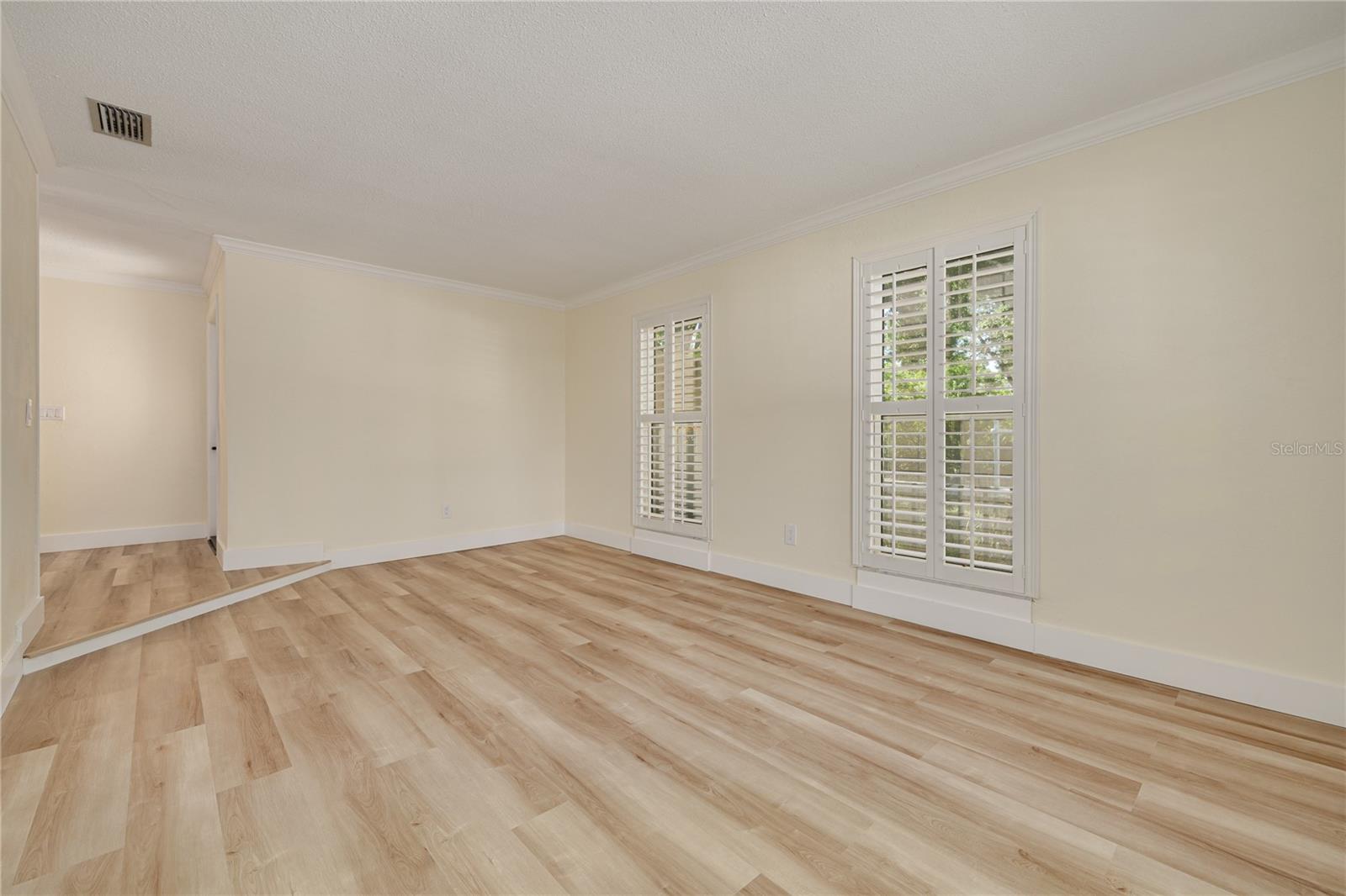 Image 38 of 60 For 2370 Weymouth Drive