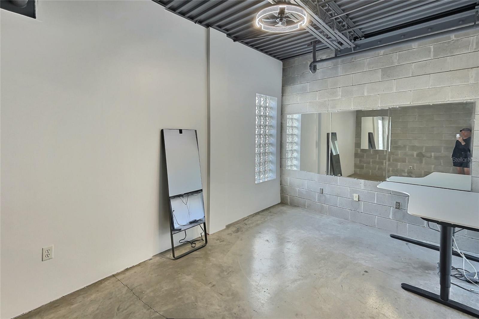 Image 12 of 28 For 217 12th Street 114
