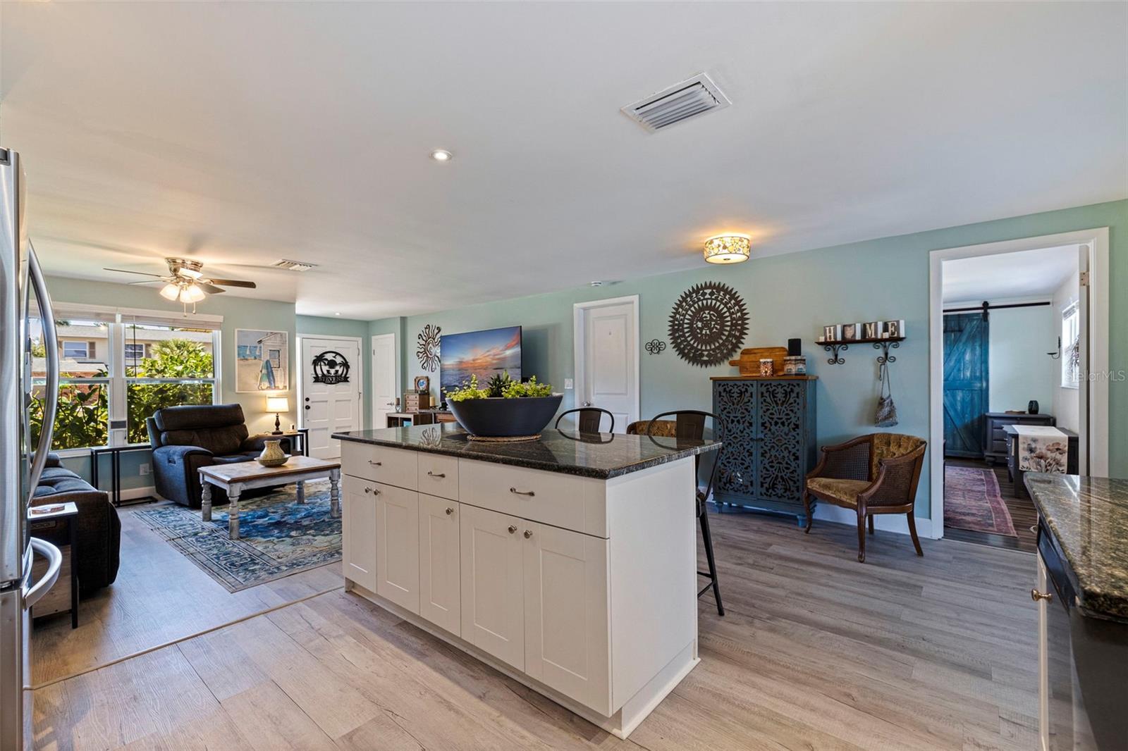 Image 12 of 52 For 2401 66th Avenue S