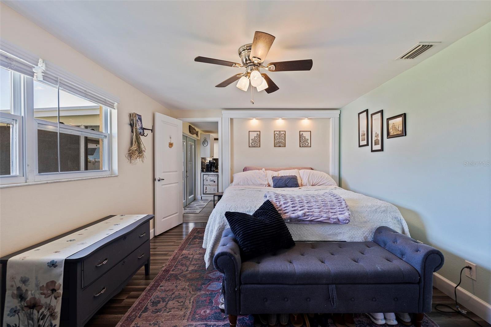 Image 15 of 52 For 2401 66th Avenue S