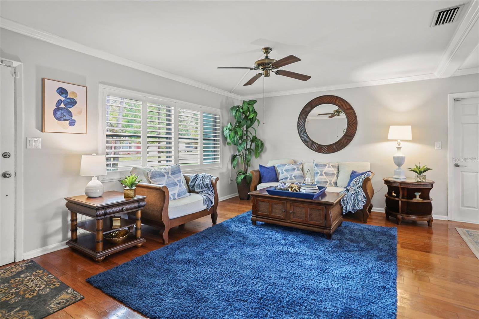 Image 4 of 54 For 811 Woodley Road