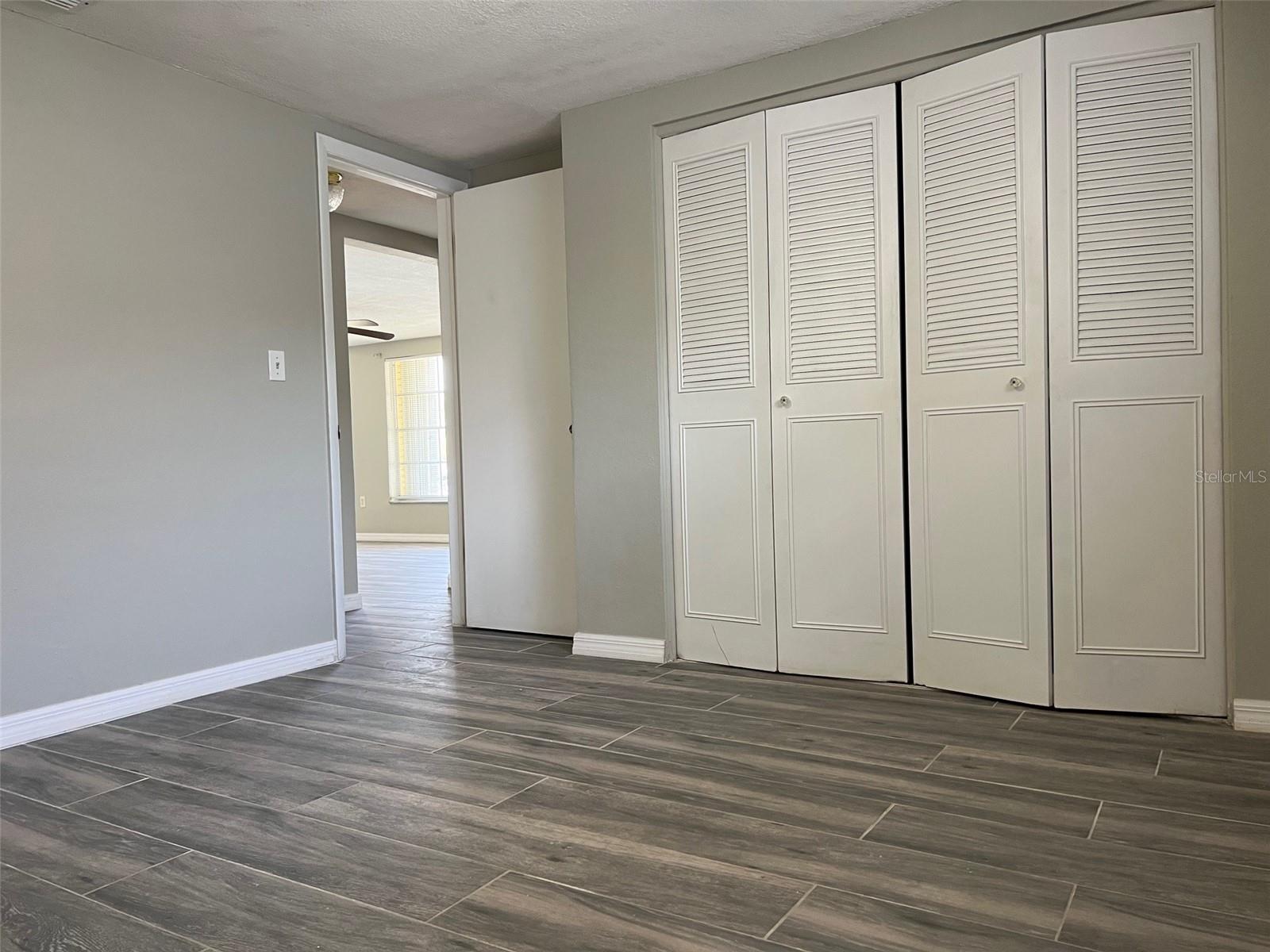 Listing photo id 13 for 7510 Sequoia Drive