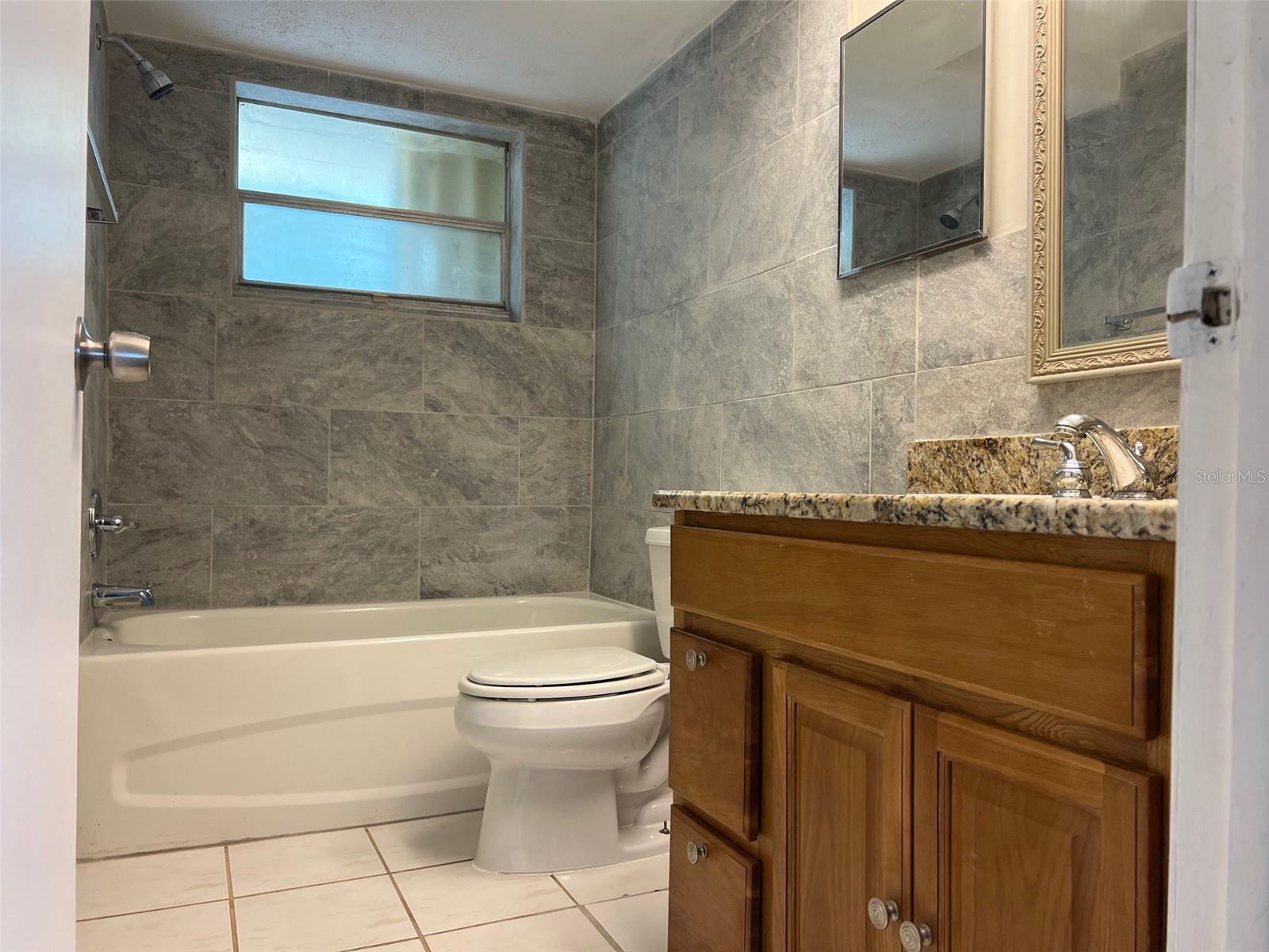 Listing photo id 14 for 7510 Sequoia Drive