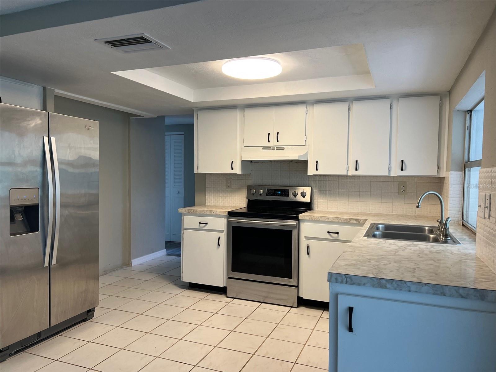 Listing photo id 1 for 7510 Sequoia Drive