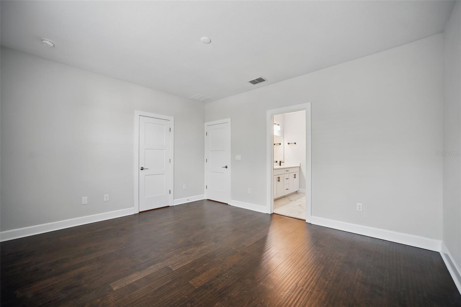 Image 17 of 41 For 1316 Carmen Street 2
